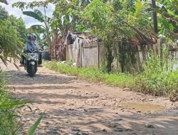 Pemkab Sanggau Siapkan Anggaran Perbaikan Ruas Jalan Sei Kosak