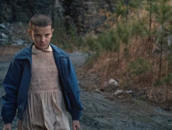 Terinspirasi Karakter Eleven, Millie Bobby Brown Berniat Rilis Lagu Natal Bernuansa Menyeramkan